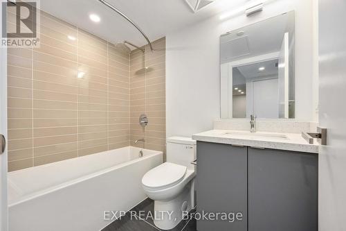 219 - 30 Tretti Way, Toronto, ON - Indoor Photo Showing Bathroom