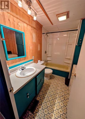 6 Richards Road, Appleton, NL - Indoor Photo Showing Other Room