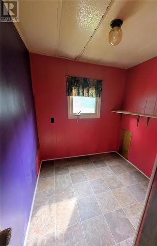 6 Richards Road, Appleton, NL - Indoor Photo Showing Other Room