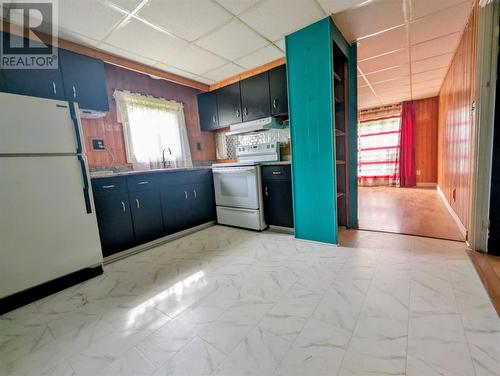 6 Richards Road, Appleton, NL - Indoor