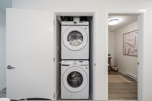 303 7936 206 Street, Langley, BC - Indoor Photo Showing Laundry Room