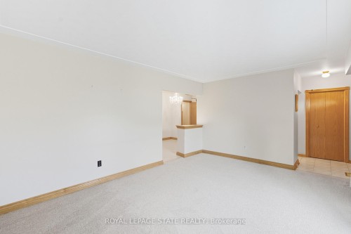 98 East 16Th Street, Hamilton, ON - Indoor Photo Showing Other Room