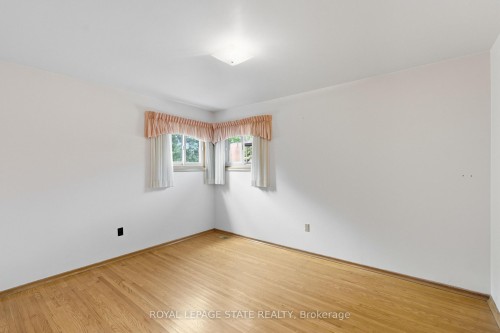 98 East 16Th Street, Hamilton, ON - Indoor Photo Showing Other Room
