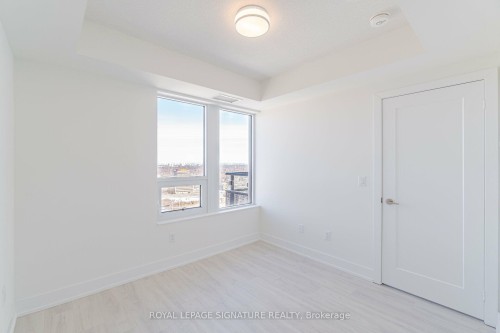2705-10 Eva Road, Toronto, ON - Indoor Photo Showing Other Room