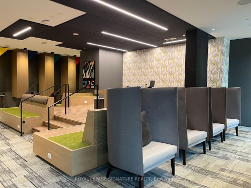 2705-10 Eva Road, Toronto, ON - Indoor Photo Showing Other Room