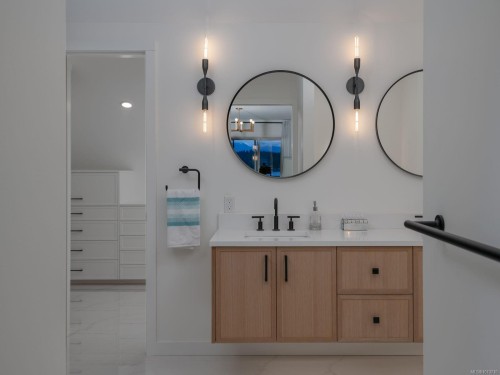 9010 Lord Rd, Port Alberni, BC 