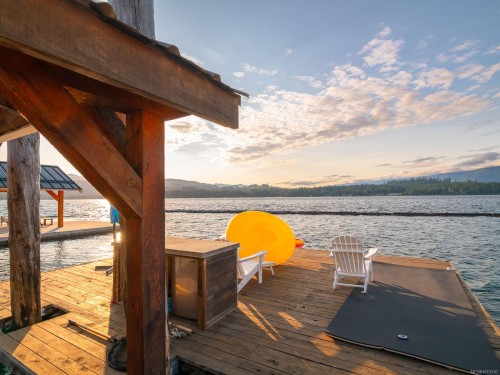 9010 Lord Rd, Port Alberni, BC 