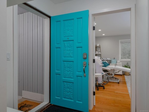 9010 Lord Rd, Port Alberni, BC 