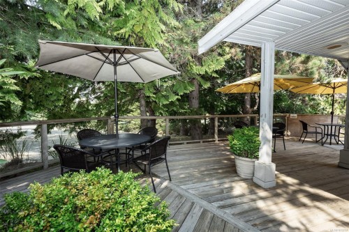 2685 Palmer Rd, Coombs, BC 