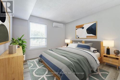 107 - 2020 Cleaver Avenue, Burlington, ON - Indoor Photo Showing Bedroom