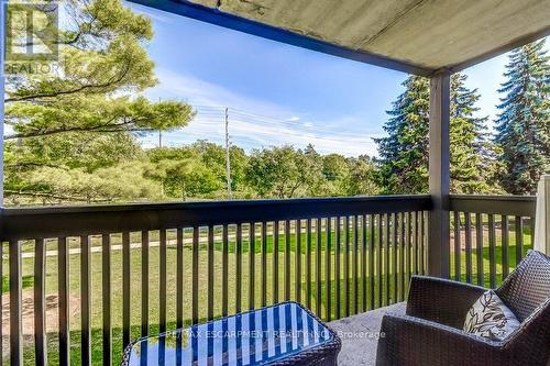 107 - 2020 Cleaver Avenue, Burlington, ON - Outdoor