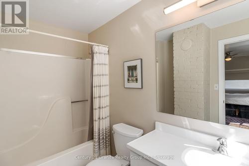 2029 Little Hawk Lake Road, Algonquin Highlands (Stanhope), ON 