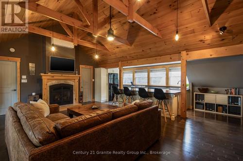 2029 Little Hawk Lake Road, Algonquin Highlands (Stanhope), ON 