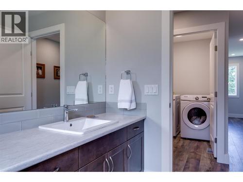 1257 And 1259 Rio Drive, Kelowna, BC - Indoor