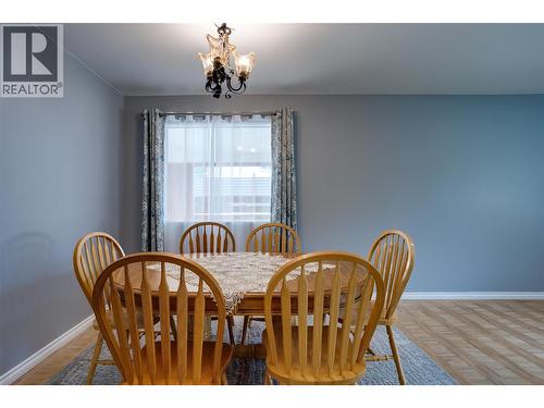 1257 And 1259 Rio Drive, Kelowna, BC - Indoor Photo Showing Dining Room