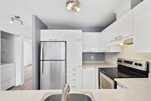 Cuisine - 2-625 Rue De Chevillon, Laval (Chomedey), QC - Indoor Photo Showing Kitchen