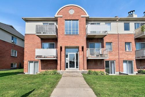 Façade - 2-625 Rue De Chevillon, Laval (Chomedey), QC - Outdoor With Balcony