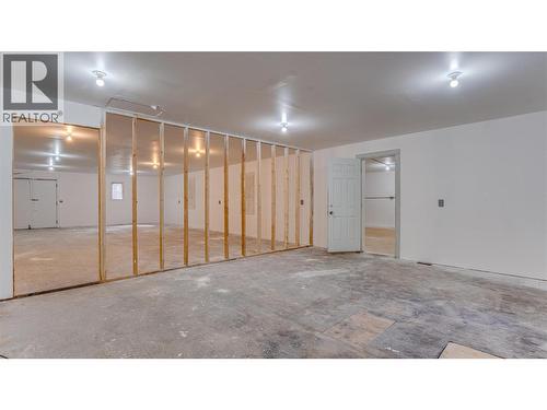 20 Bigg Road, Lumby, BC - Indoor