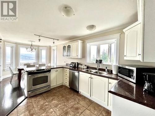 29-33 Motion Drive, Torbay, NL - Indoor Photo Showing Kitchen With Double Sink