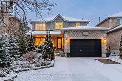 136 BIRCHWOOD DRIVE  Barrie (East Bayfield), ON L4M 6Y1