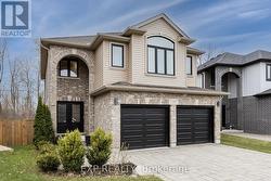 2180 YELLOWBIRCH PLACE  London North (North S), ON N6G 5C1
