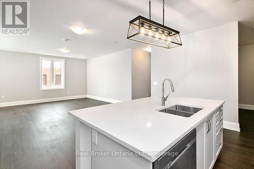 206 - 80 9Th Street E, Owen Sound, ON - Indoor Photo Showing Kitchen With Double Sink