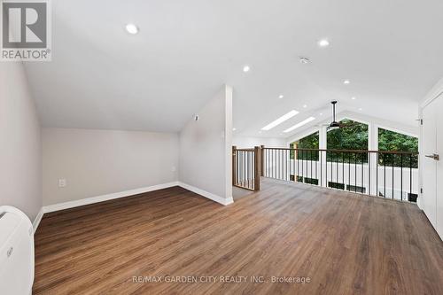 34 Kenworth Drive, St. Catharines (Carlton/Bunting), ON - Indoor Photo Showing Other Room