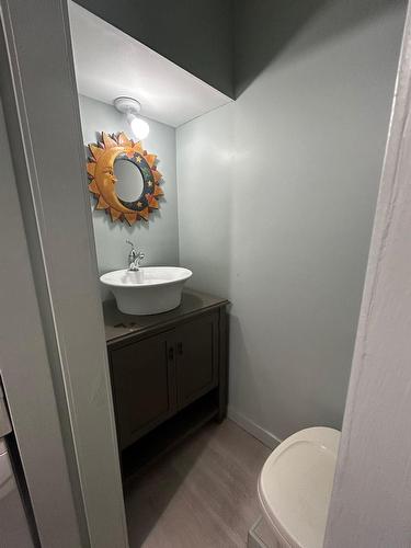 Salle de bains - 4008A Rue Mance, Longueuil (Saint-Hubert), QC - Indoor Photo Showing Bathroom