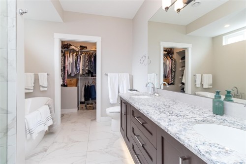 3845 Glen Oaks Dr, Nanaimo, BC 