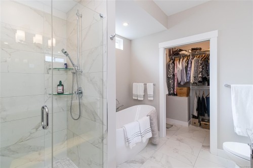 3845 Glen Oaks Dr, Nanaimo, BC 