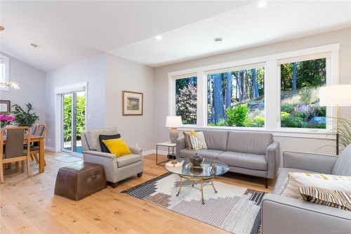 3845 Glen Oaks Dr, Nanaimo, BC 