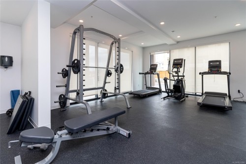 310-3564B Ryder Hesjedal Way, Colwood, BC - Indoor Photo Showing Gym Room