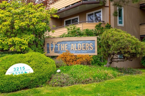 310-3215 Alder St  Saanich, BC V8X 1P3