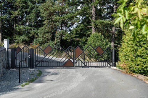 101-2332 Copper Rock Crt, Langford, BC 