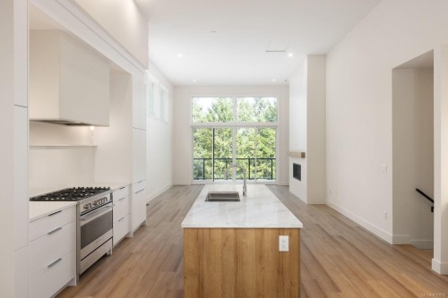 101-2332 Copper Rock Crt, Langford, BC 