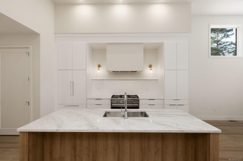 101-2332 Copper Rock Crt, Langford, BC 