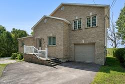 4 48e Avenue  Sainte-Anne-De-Sabrevois, QC J0J 2G0