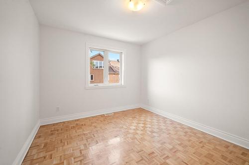 Chambre à coucher - 862Z Rue Jules-Poitras, Montréal (Saint-Laurent), QC 