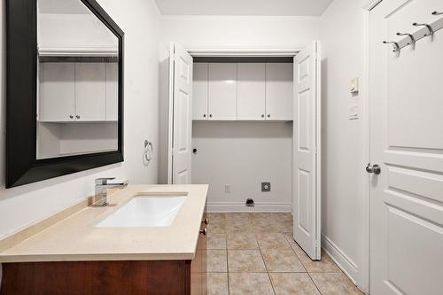 Salle de bains - 862Z Rue Jules-Poitras, Montréal (Saint-Laurent), QC 