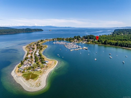 200 Crome Point Rd, Bowser, BC 