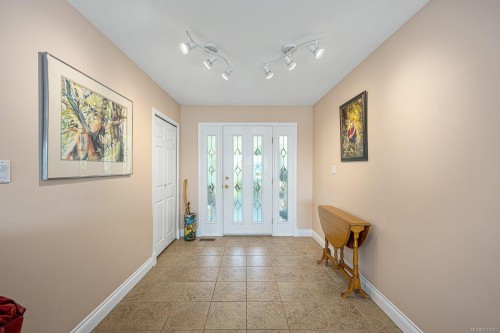 200 Crome Point Rd, Bowser, BC 