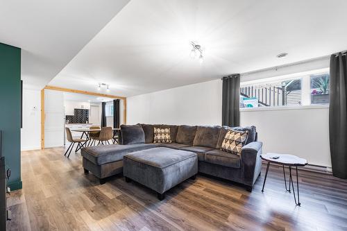 Overall view - 29 Rue Tessier, Saint-Jean-Sur-Richelieu, QC - Indoor Photo Showing Living Room