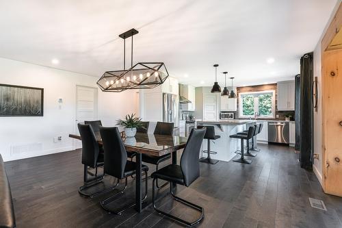 Overall view - 29 Rue Tessier, Saint-Jean-Sur-Richelieu, QC - Indoor Photo Showing Dining Room