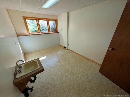 975 Tamarack Dr, Bathurst, NB 