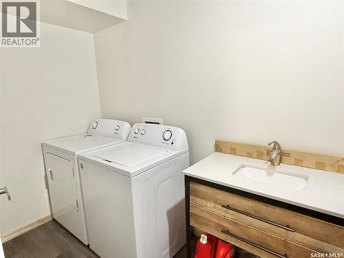 319 Ravine Road, Big Shell, SK - Indoor Photo Showing Laundry Room
