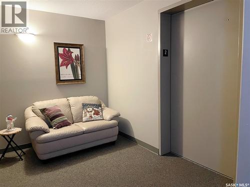 202 395 River Street E, Prince Albert, SK - Indoor