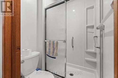 366 Franklin Road, Hamilton, ON - Indoor Photo Showing Bathroom