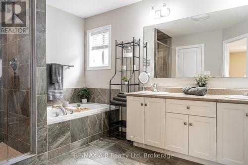 Five Piece Upper Bath - 500 Forman Avenue, Stratford, ON - Indoor Photo Showing Bathroom