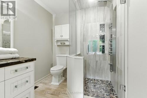 26 Parkshore Place, Hamilton, ON - Indoor Photo Showing Bathroom