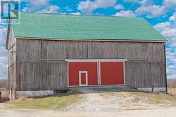 Barn - 